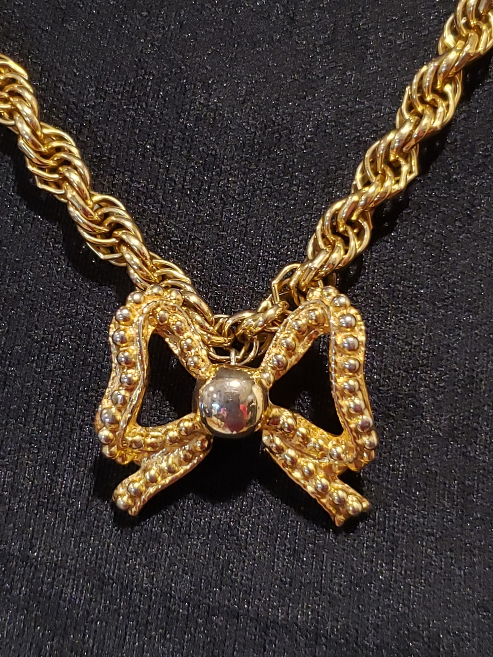 Bow Pendant Rope Chain Necklace - Picture 2 of 7